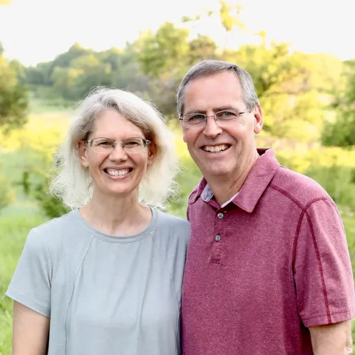 Roland & Deanna Broeder