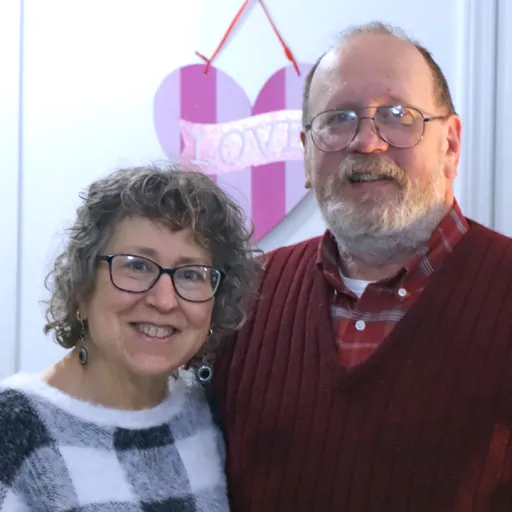 julee & daniel mcintosh profile picture