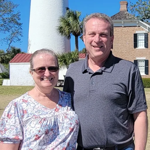 Tim and Vivian Hoffman