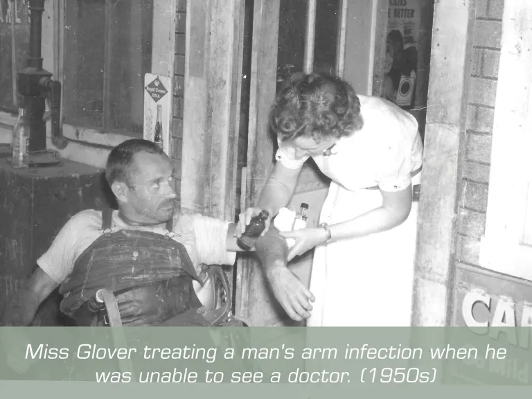 betty glover dressing a mans infection