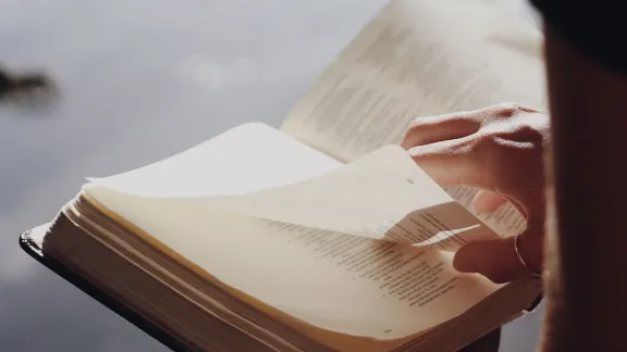 lady reading bible